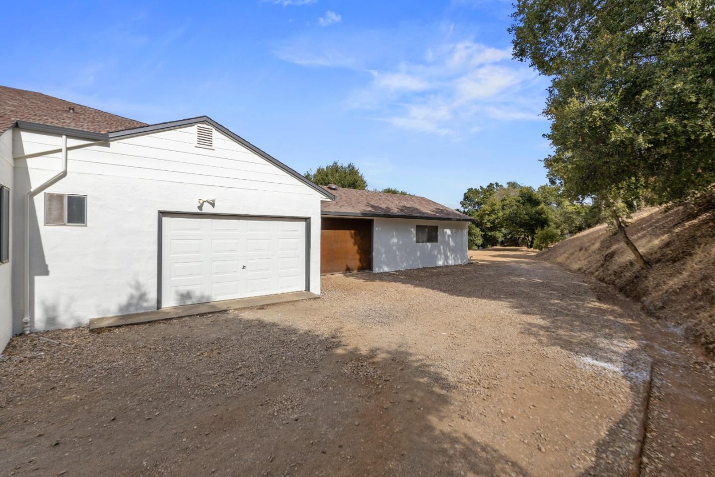 19517 Mockingbird Hill LN