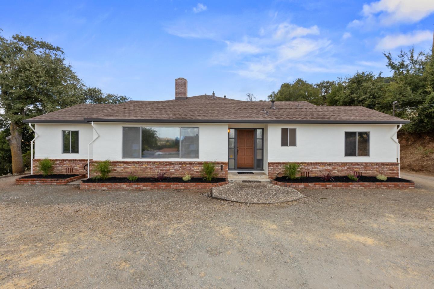 19517 Mockingbird Hill LN