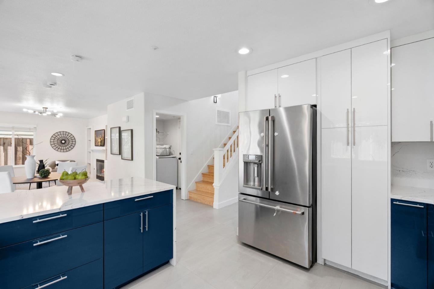 625 Coast Range Drive