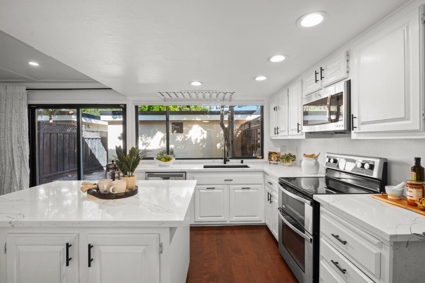 7094 Coral Gables Circle, San Jose