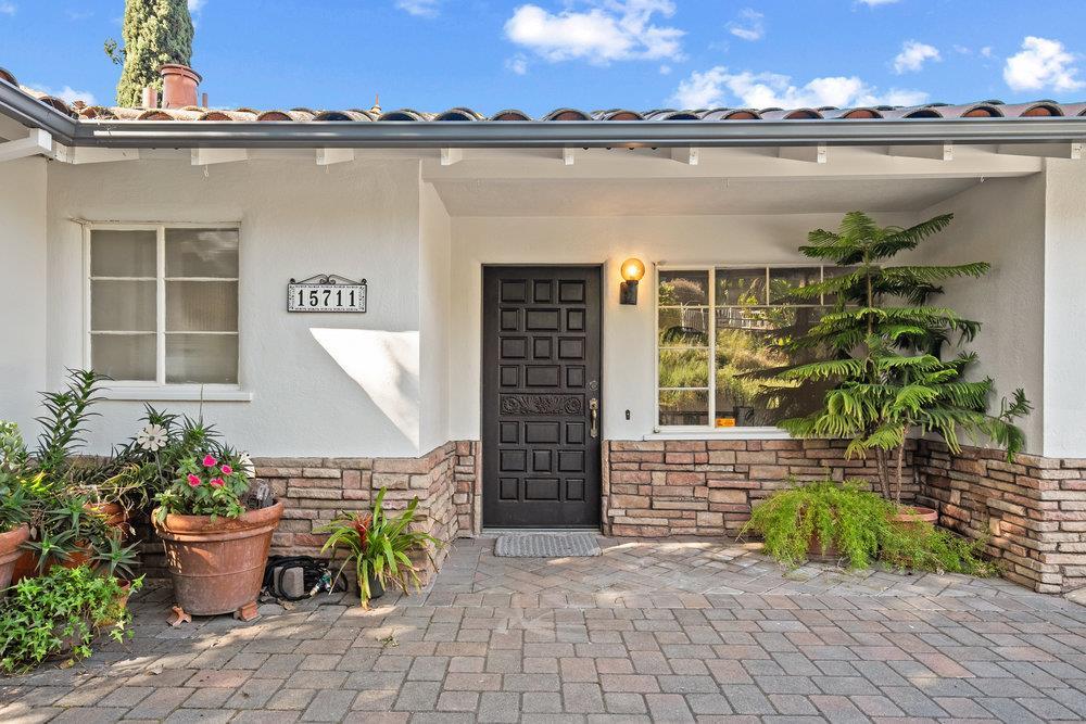 15711 Highland Drive