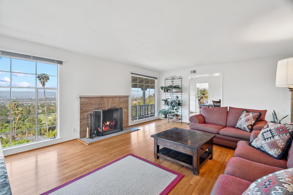 15711 Highland Drive