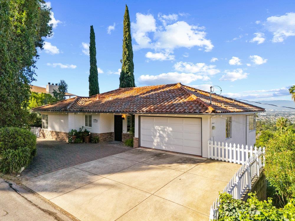 15711 Highland Drive