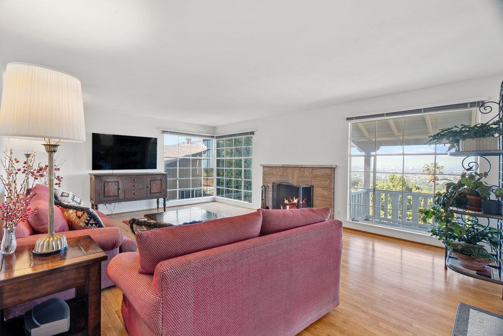 15711 Highland Drive