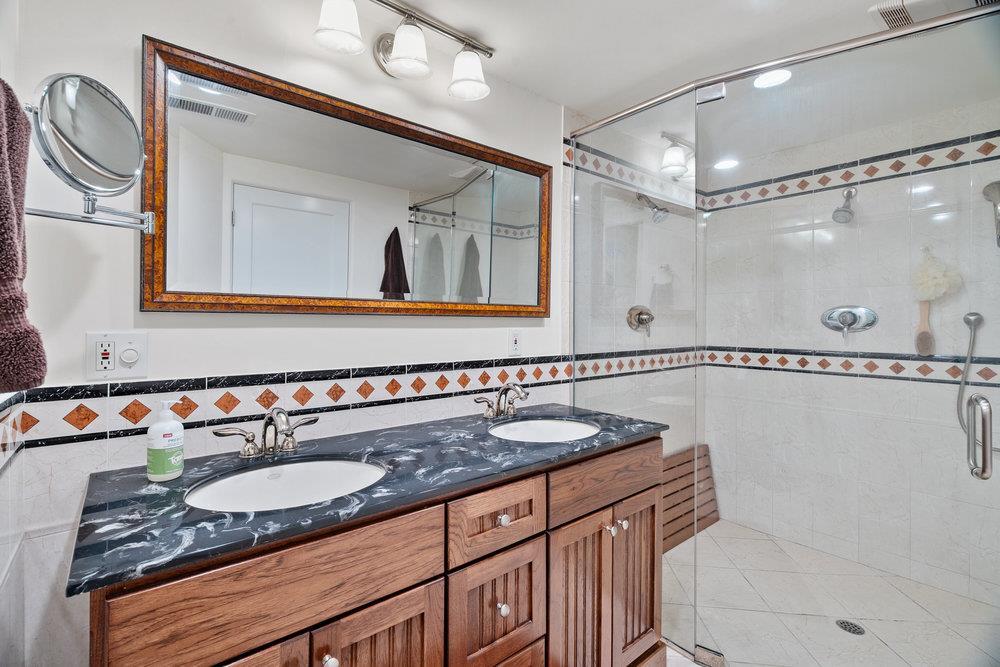 15711 Highland Drive