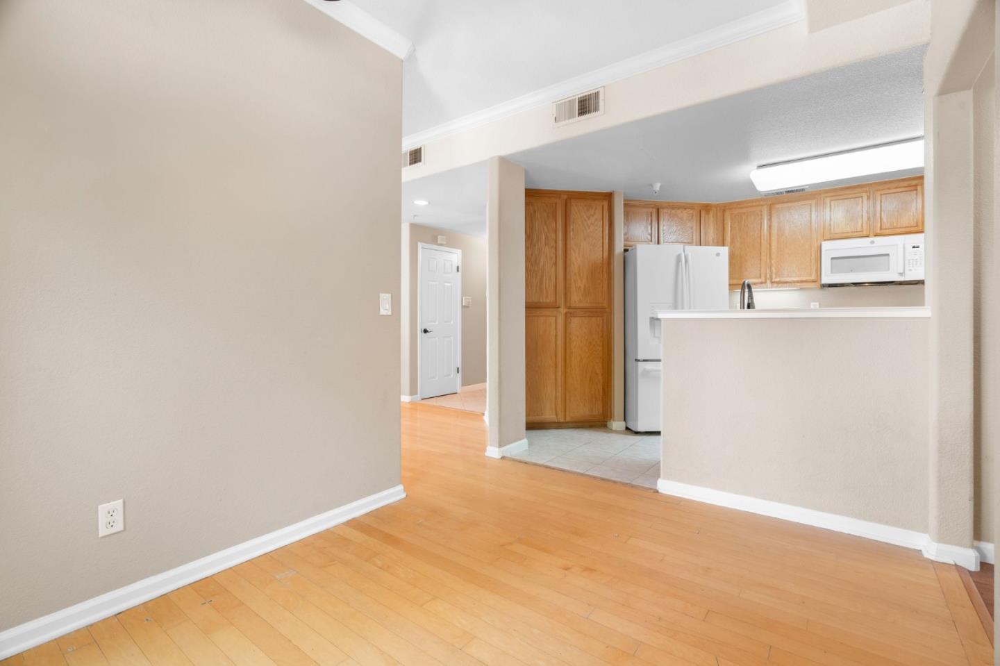 505 Tower Hill Avenue 611