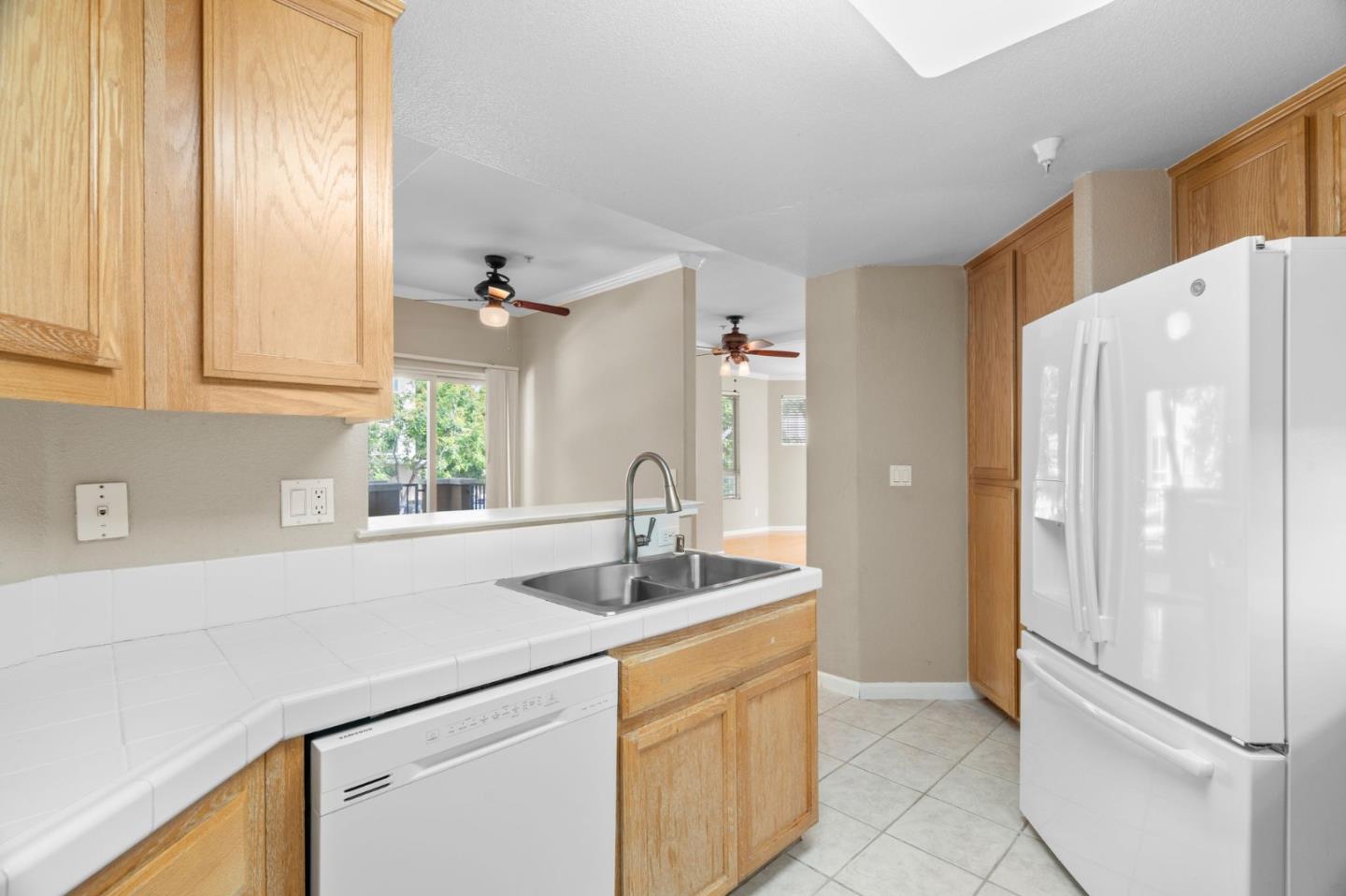 505 Tower Hill Avenue 611