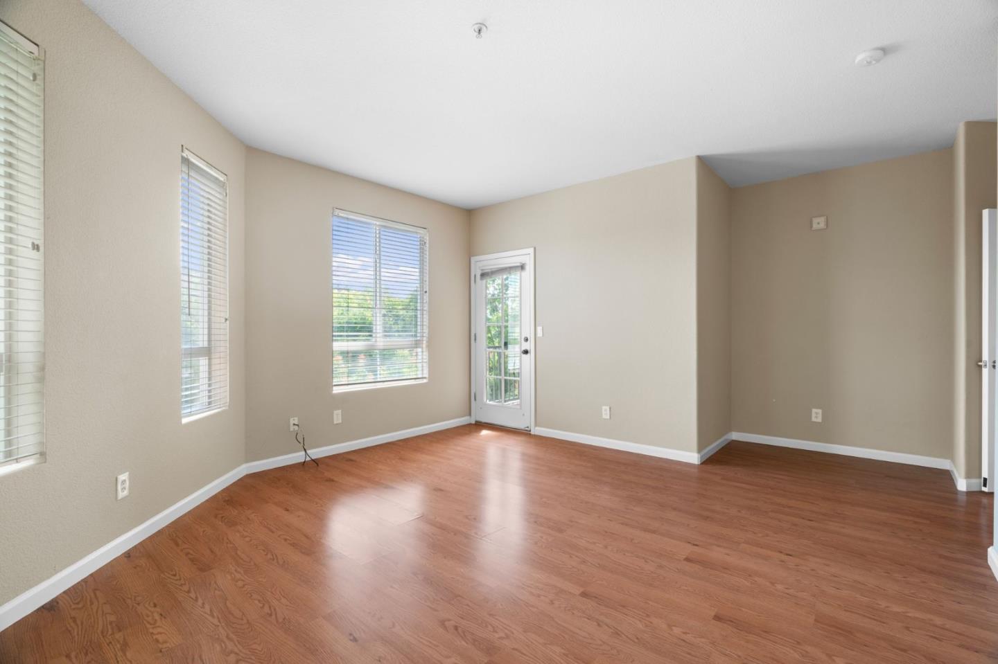 505 Tower Hill Avenue 611