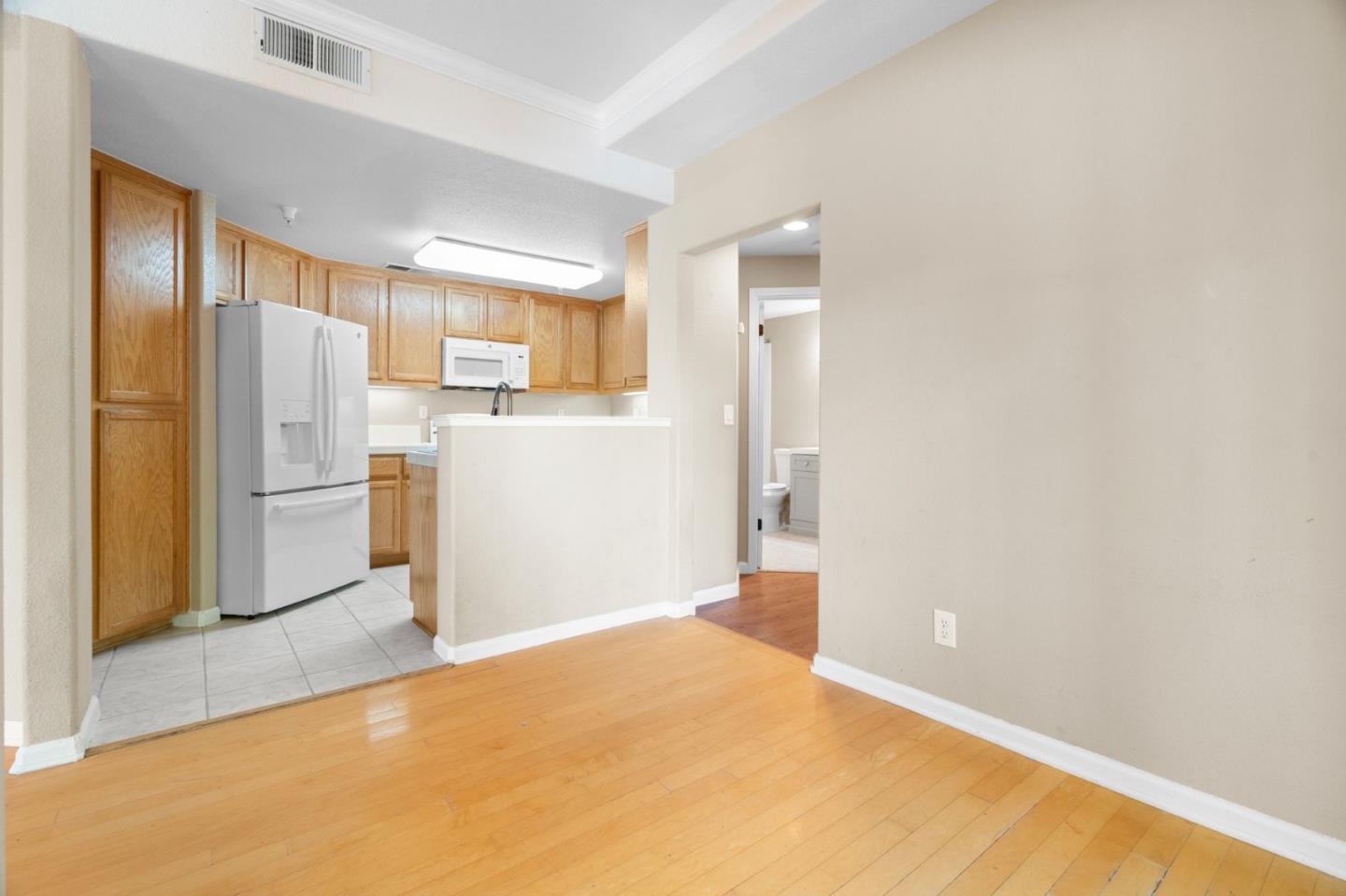 505 Tower Hill Avenue 611