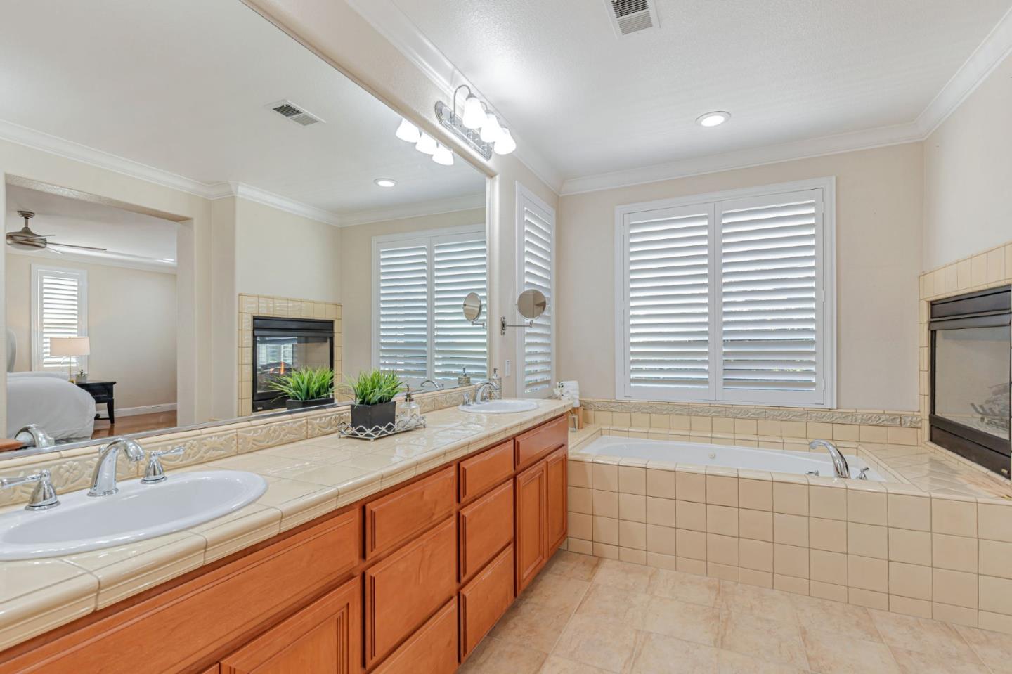 460 Maiden Spring Way