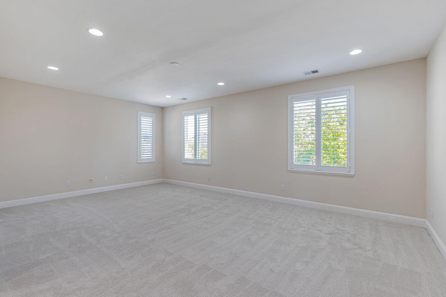 460 Maiden Spring Way