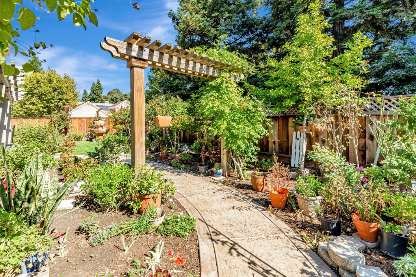 460 Maiden Spring Way