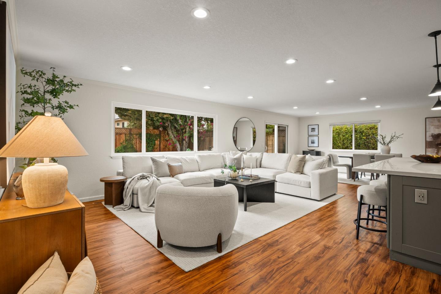 2392 Walden Square