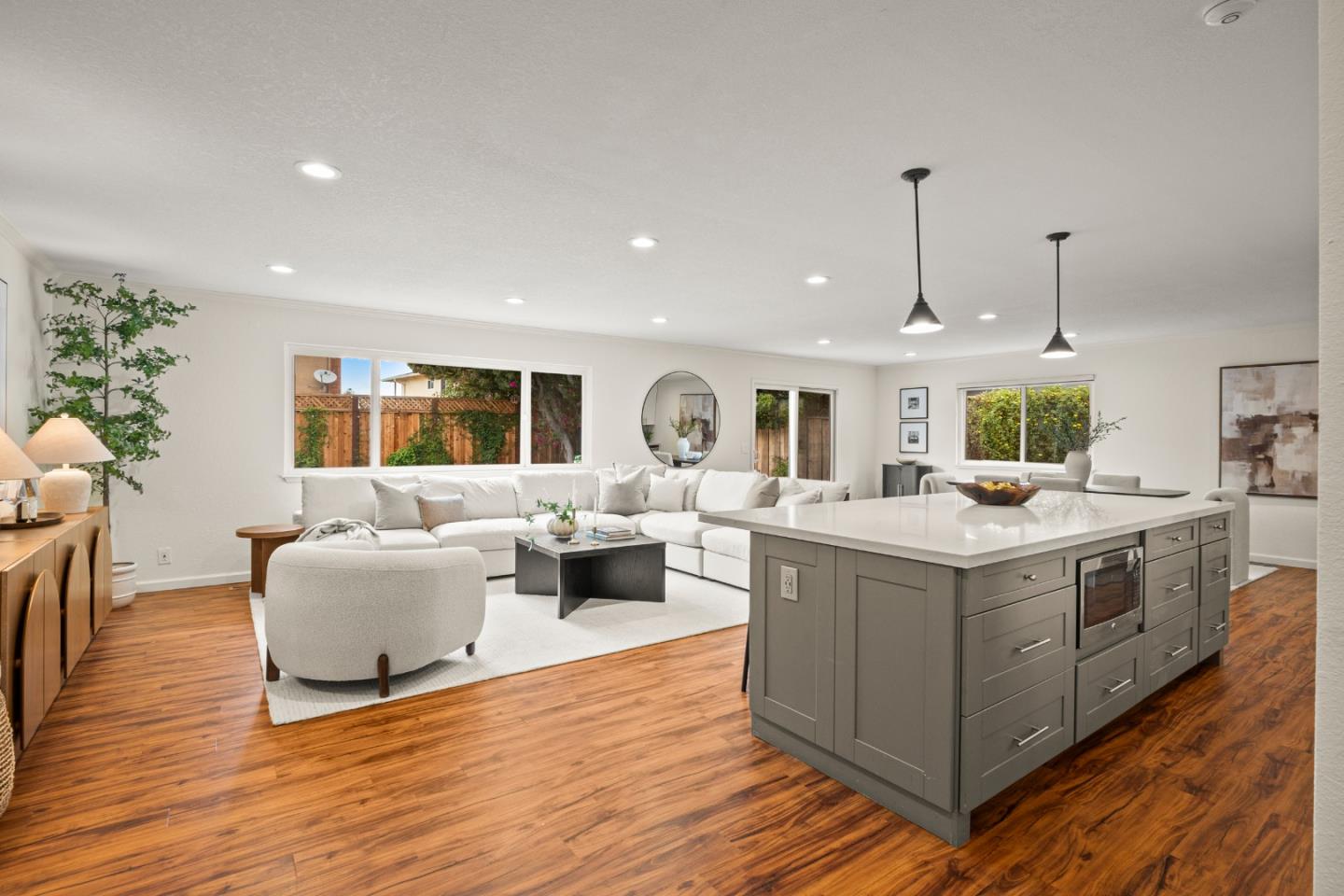 2392 Walden Square