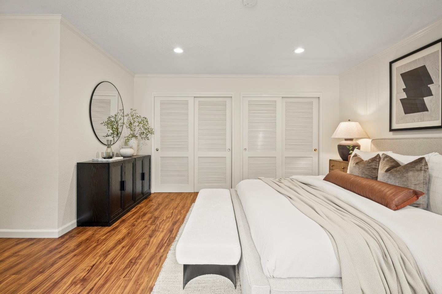 2392 Walden Square