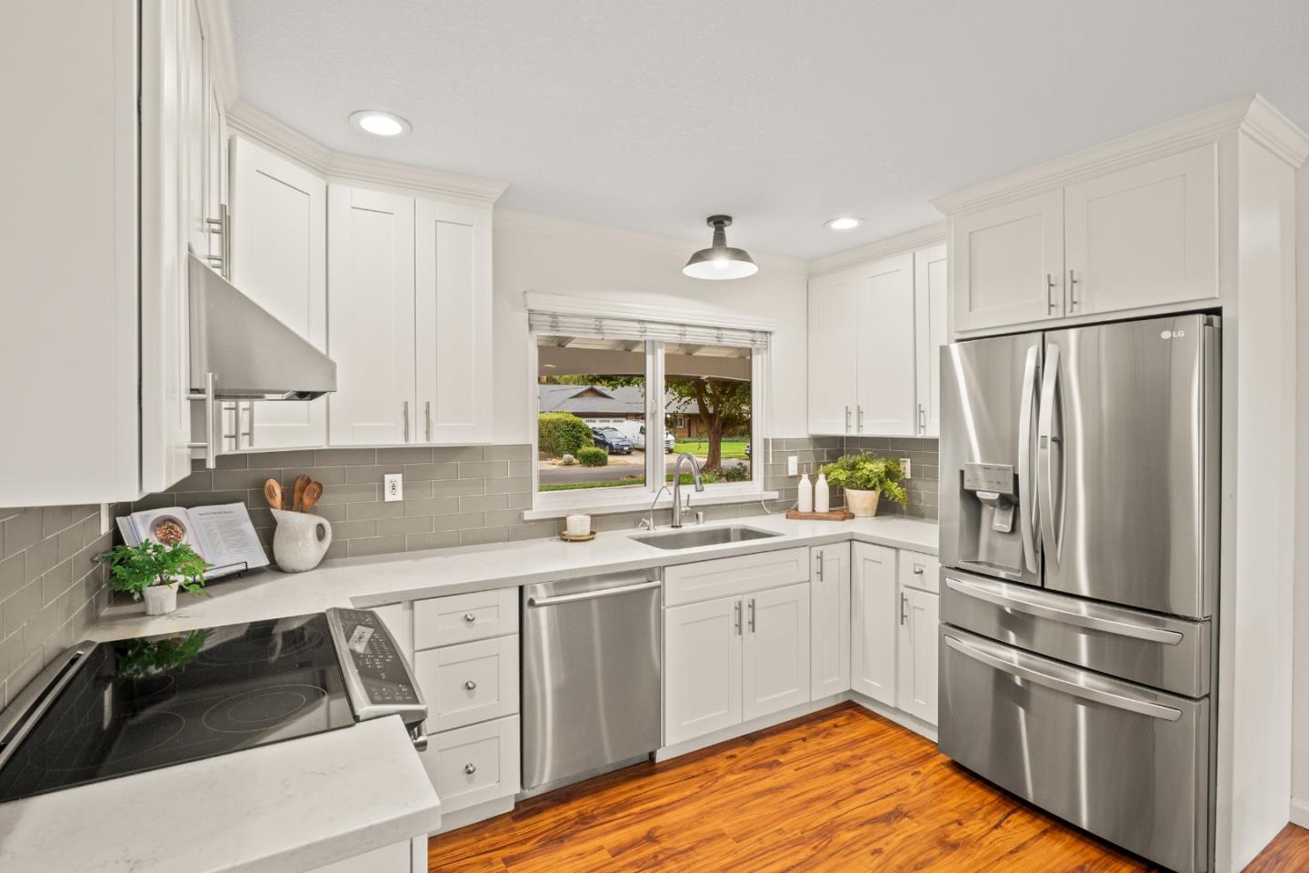2392 Walden Square