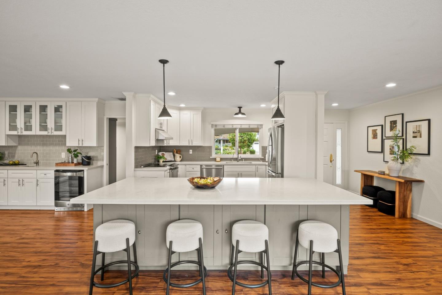 2392 Walden Square