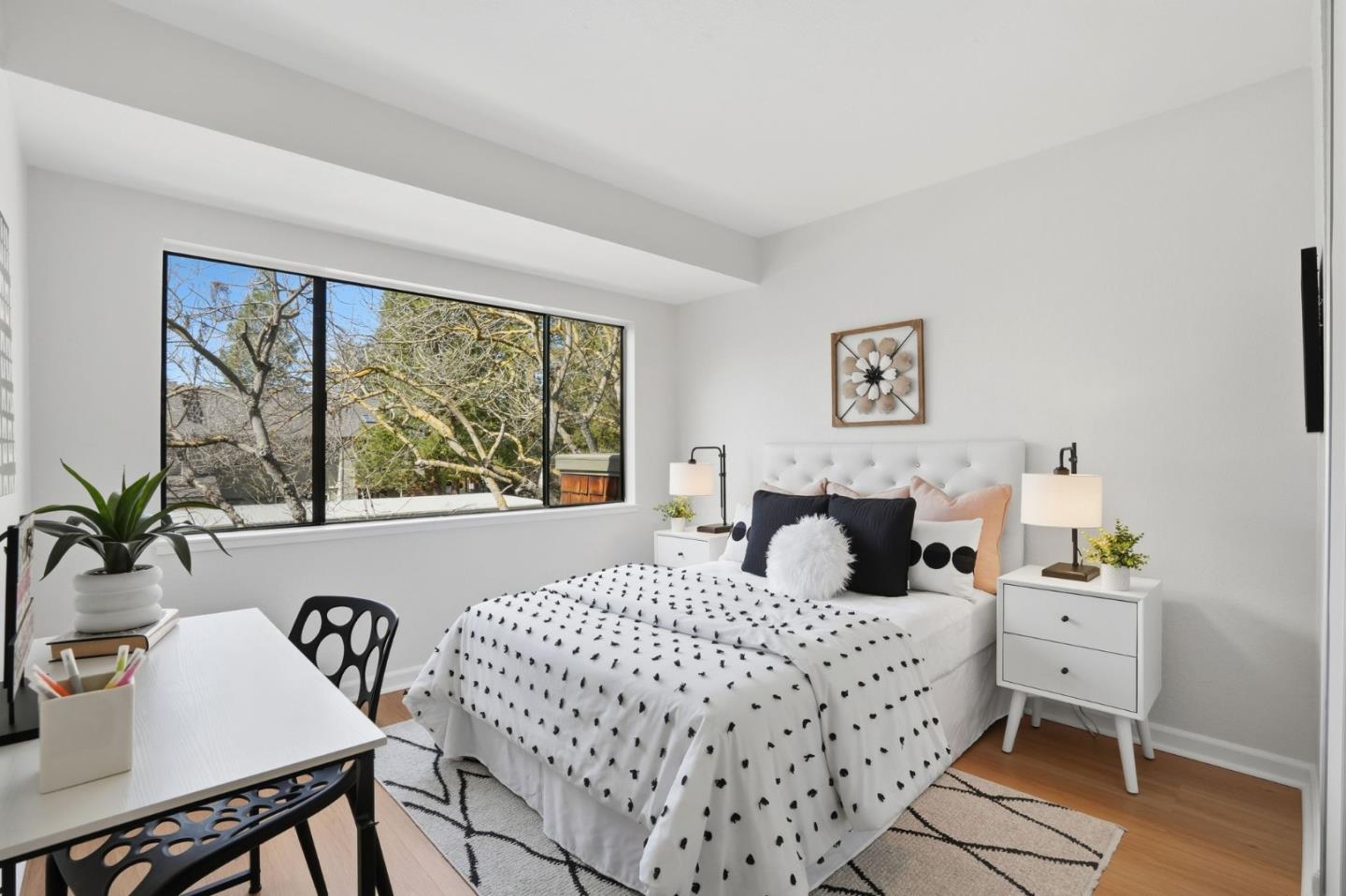 1615 La Terrace Circle