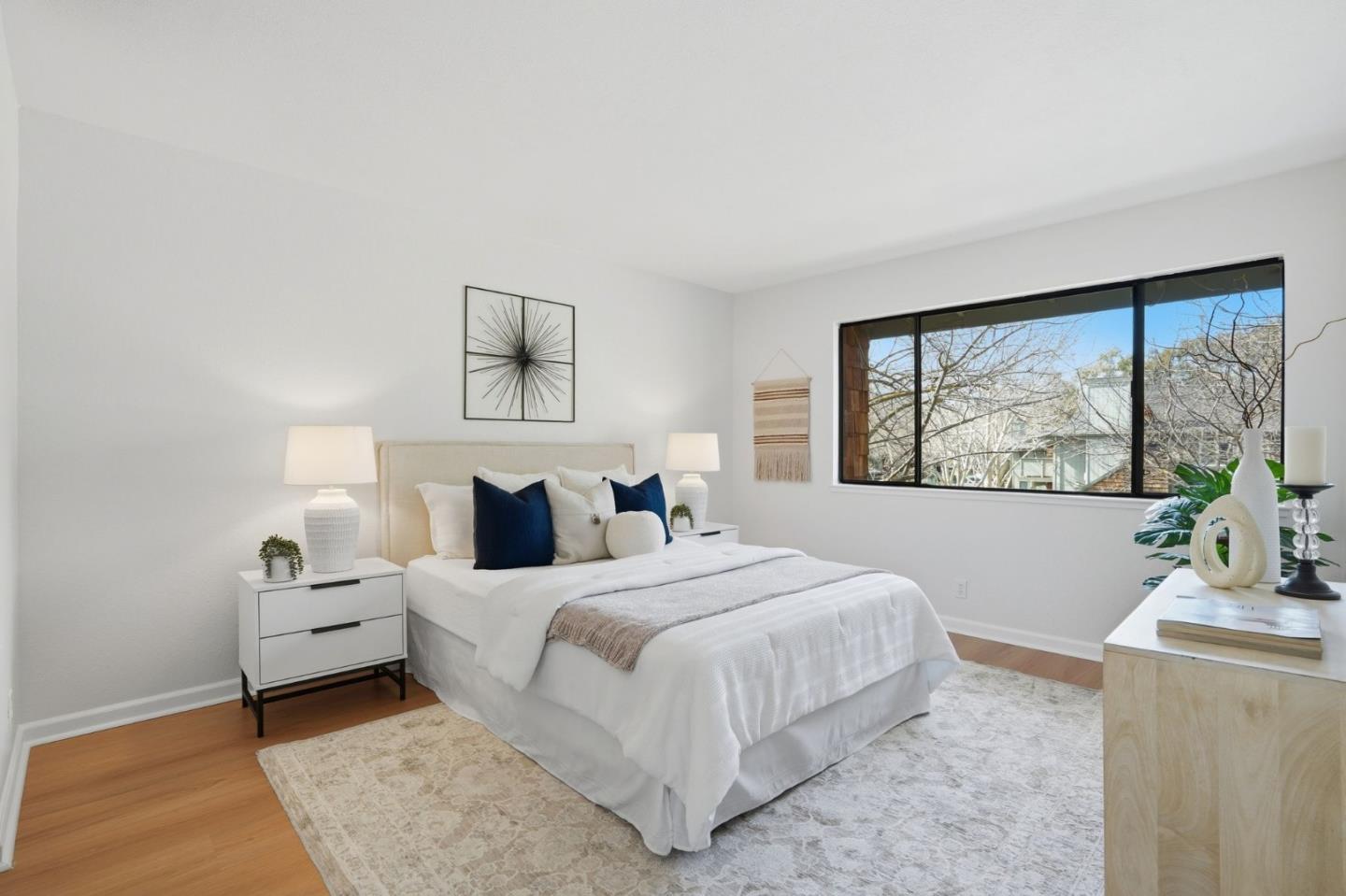 1615 La Terrace Circle