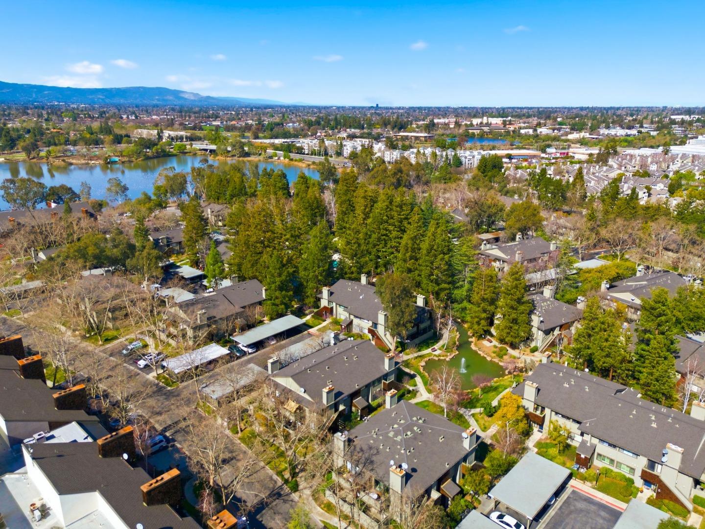 1615 La Terrace Circle