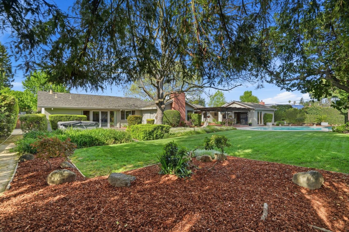 1670 Cabana Drive