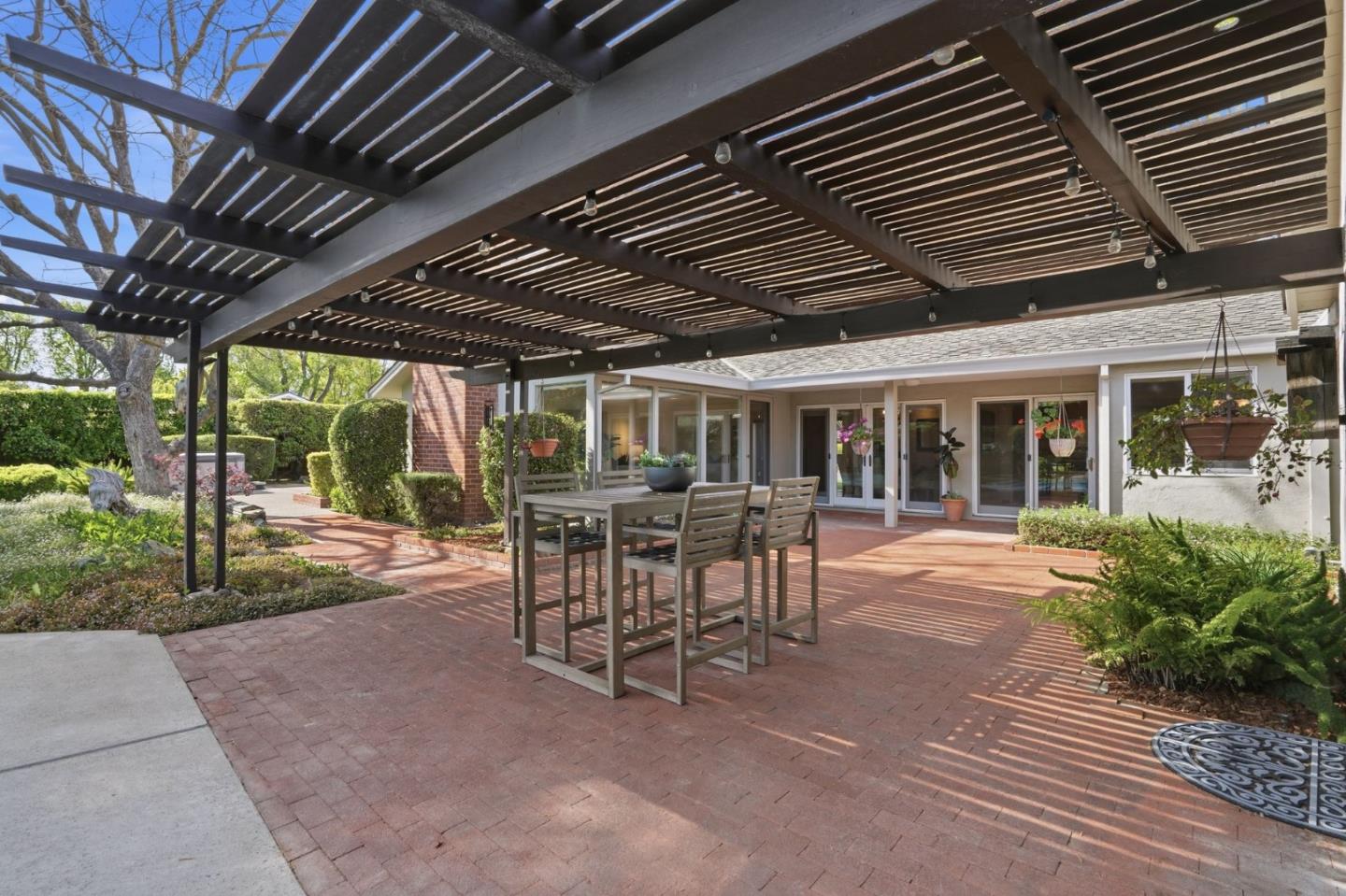 1670 Cabana Drive