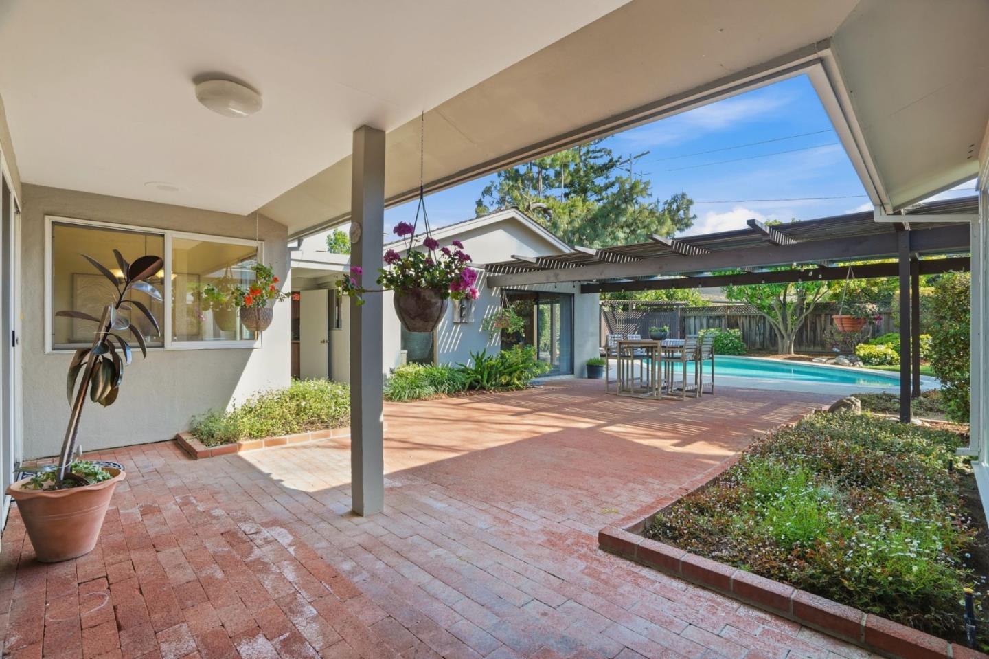 1670 Cabana Drive