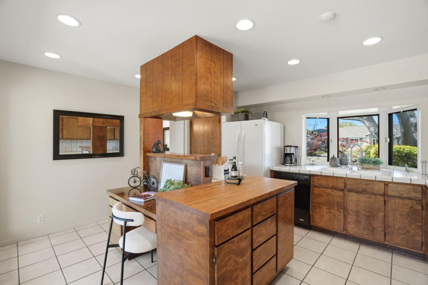 1670 Cabana Drive