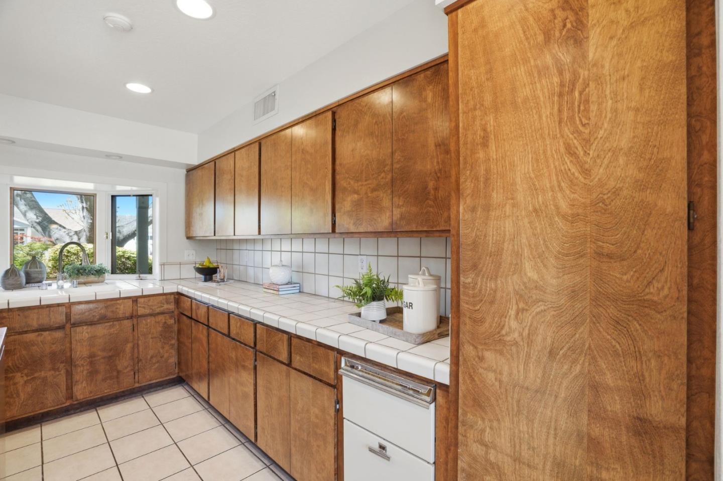 1670 Cabana Drive