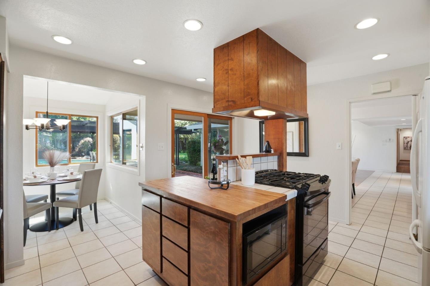 1670 Cabana Drive