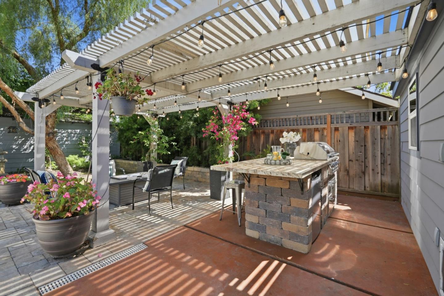 54 Atlas Avenue