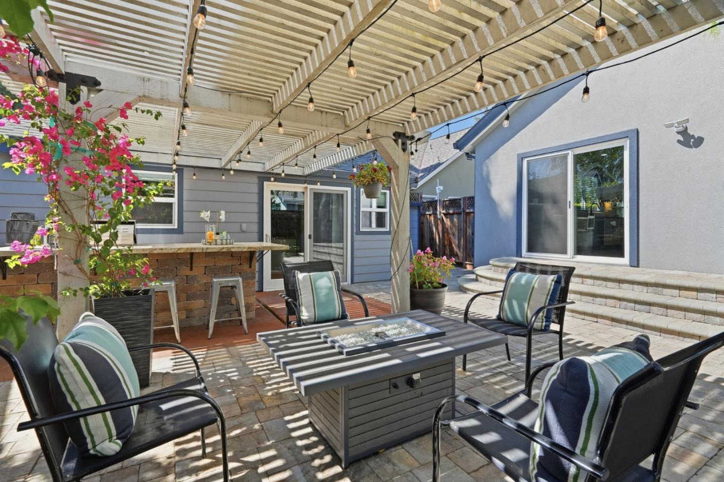 54 Atlas Avenue