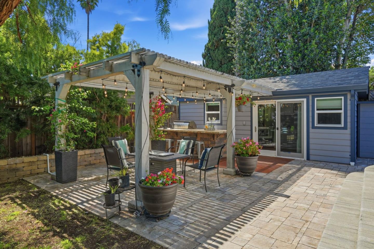 54 Atlas Avenue