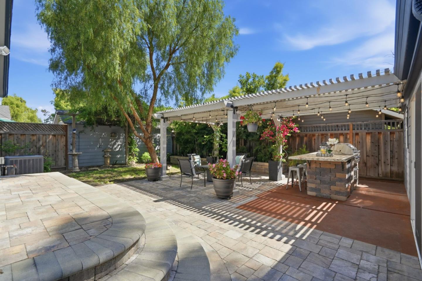 54 Atlas Avenue
