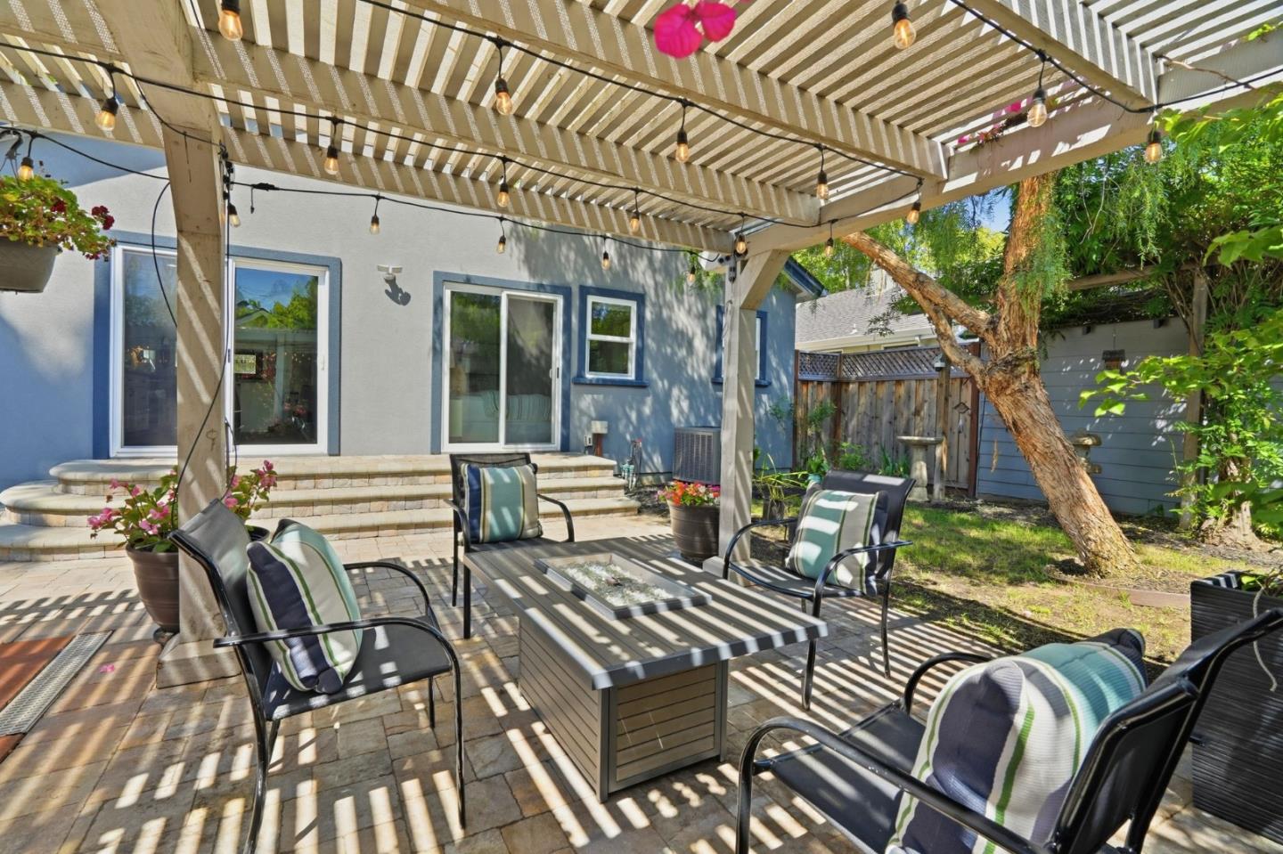 54 Atlas Avenue