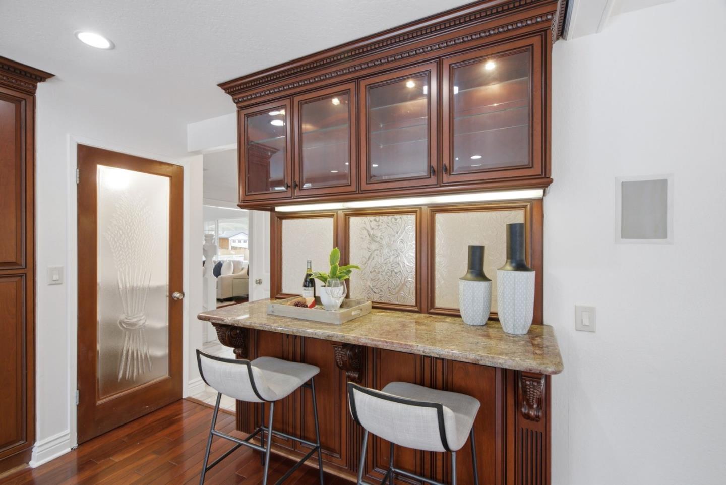 2644 Briarwood DR