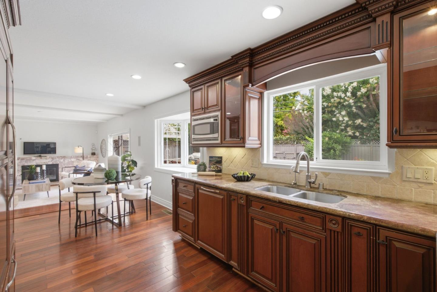 2644 Briarwood DR