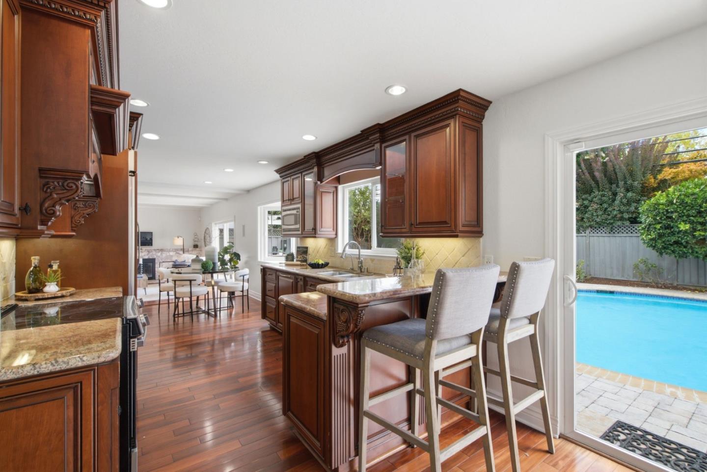 2644 Briarwood DR