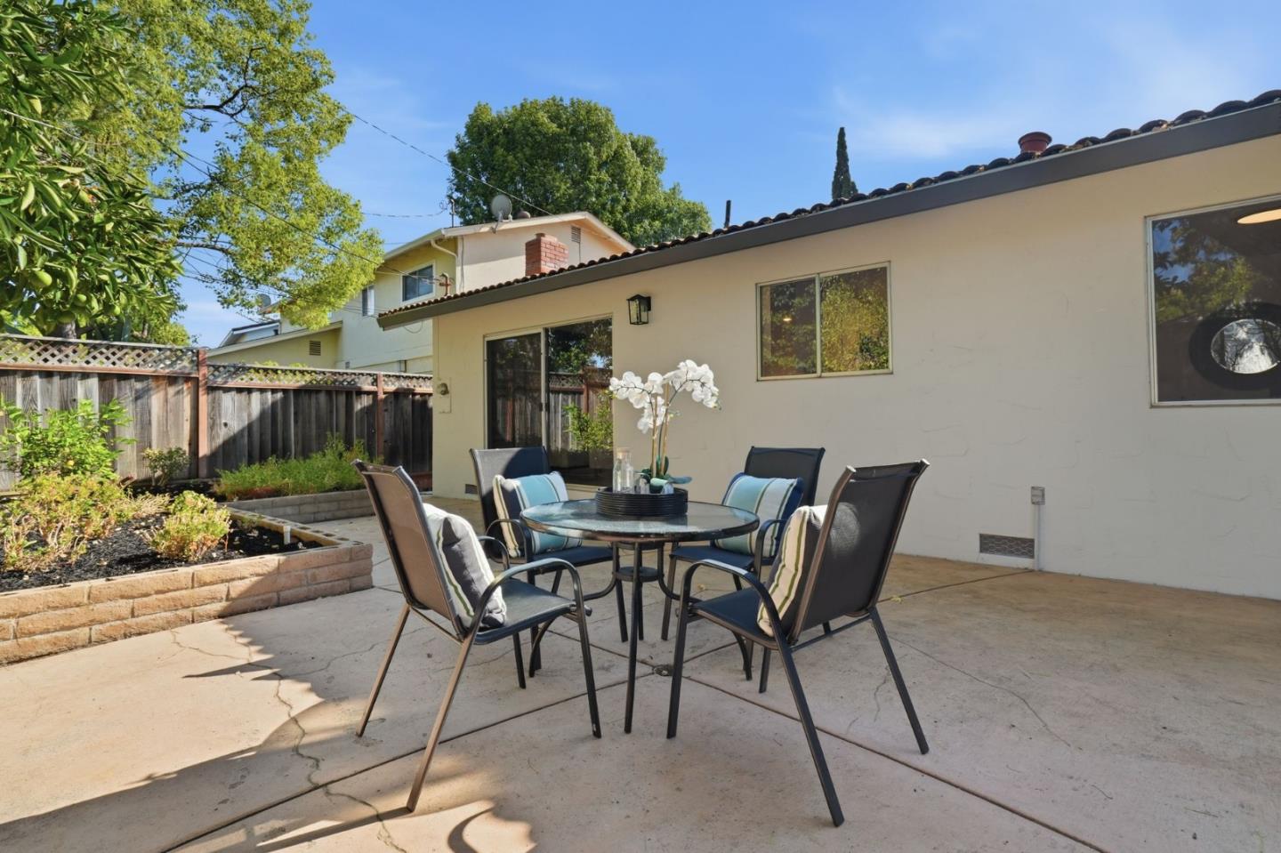 6314 Menlo DR