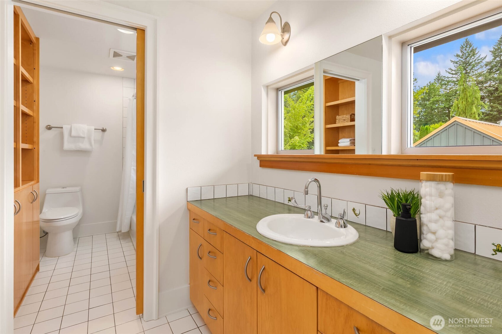 10606 NE 155th Place