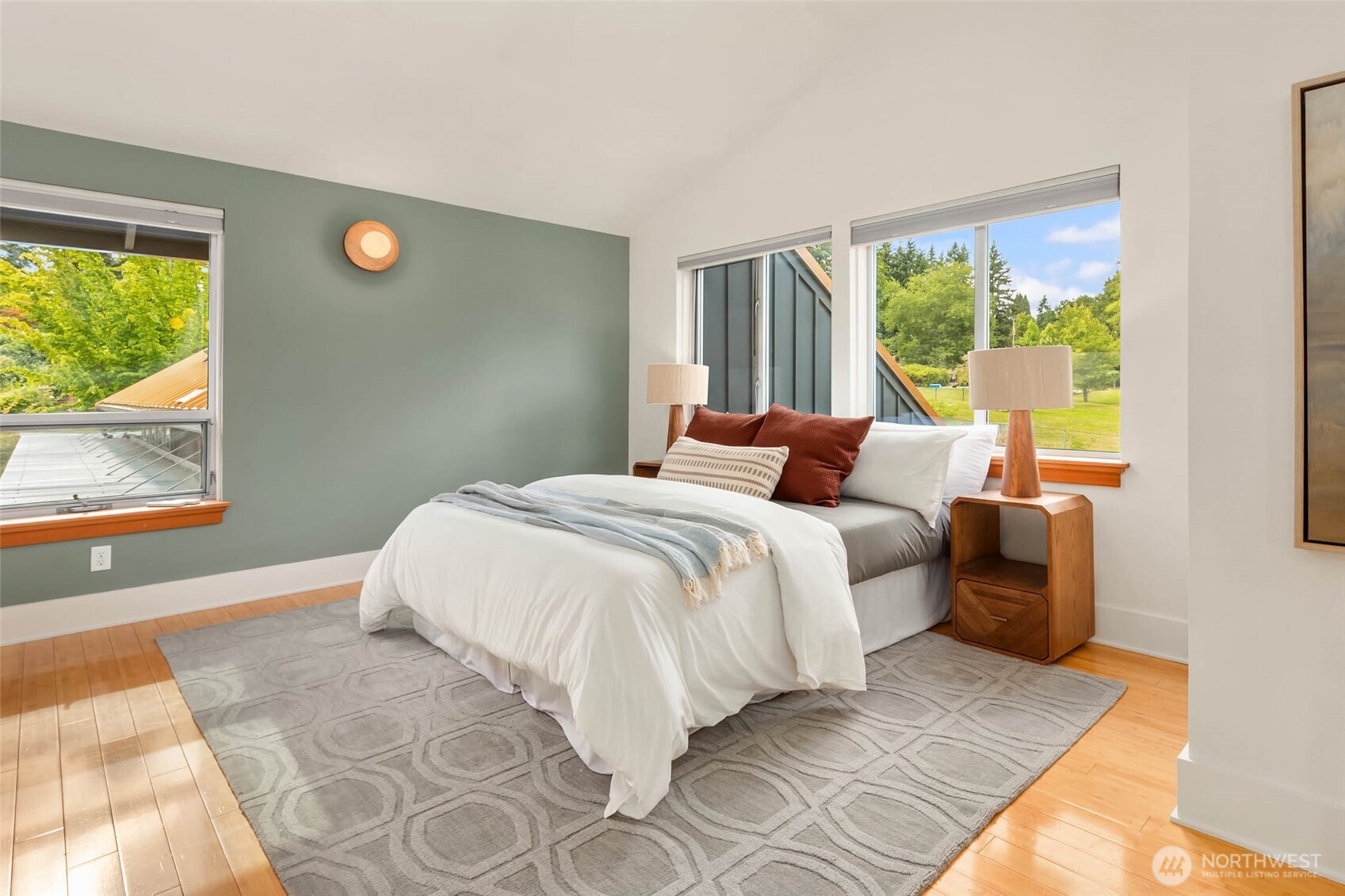 10606 NE 155th Place