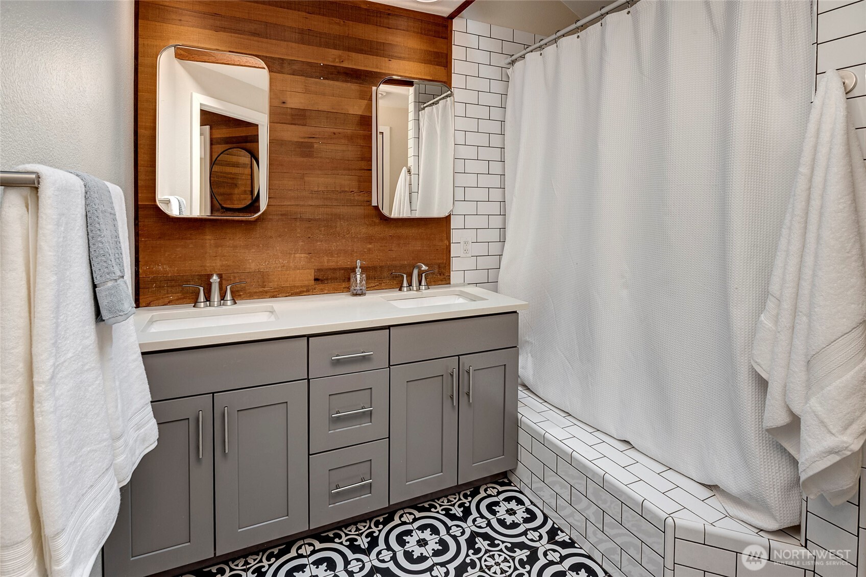 7811 Grant Drive Unit: B