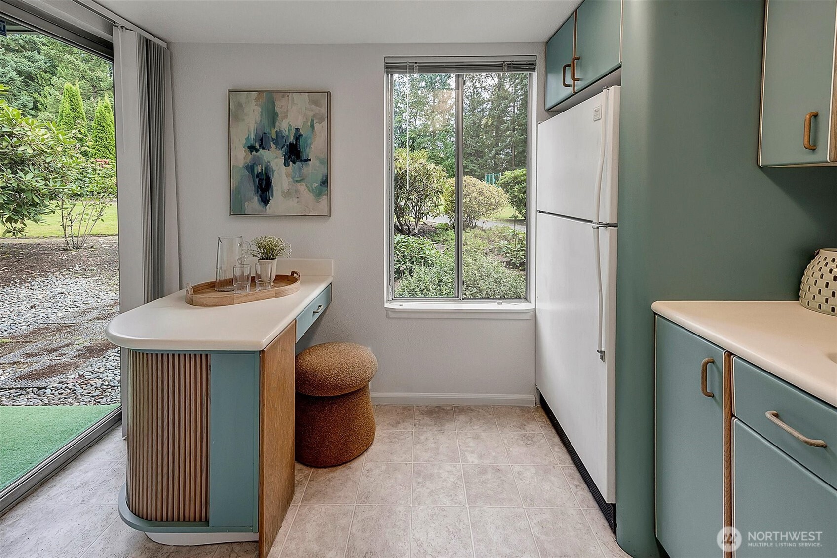 4641 West Lake Sammamish Parkway SE Unit: F105