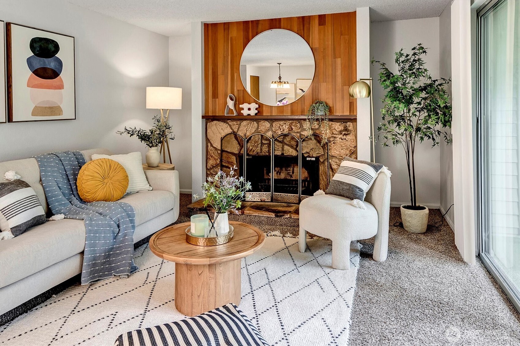 4641 West Lake Sammamish Parkway SE Unit: F105