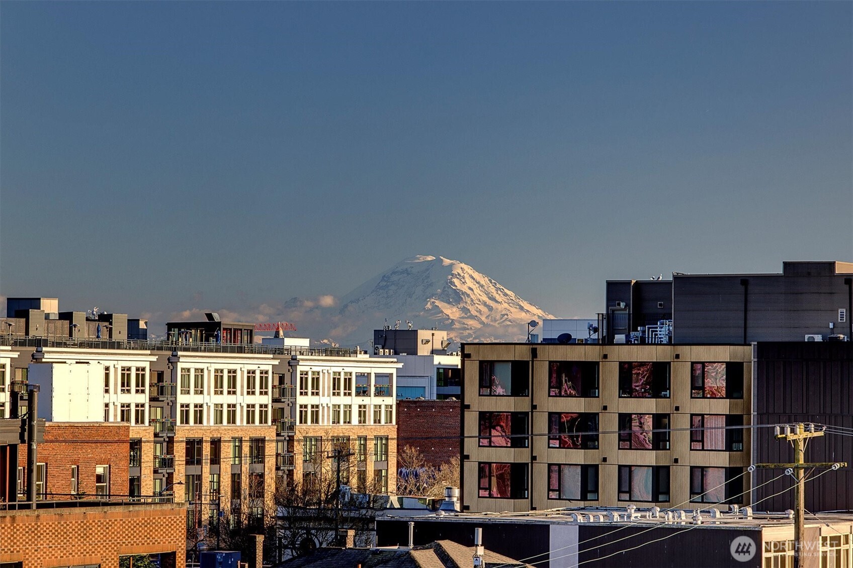 705 E Republican Street Unit: 302