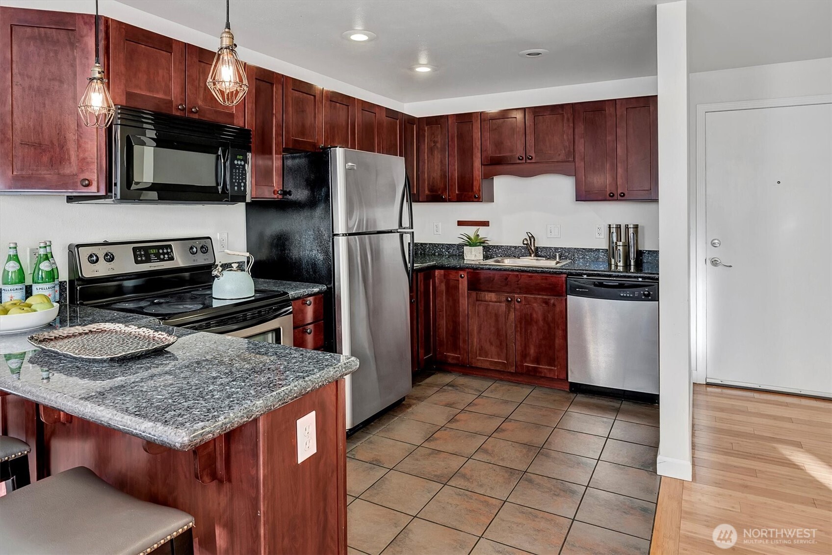 705 E Republican Street Unit: 302