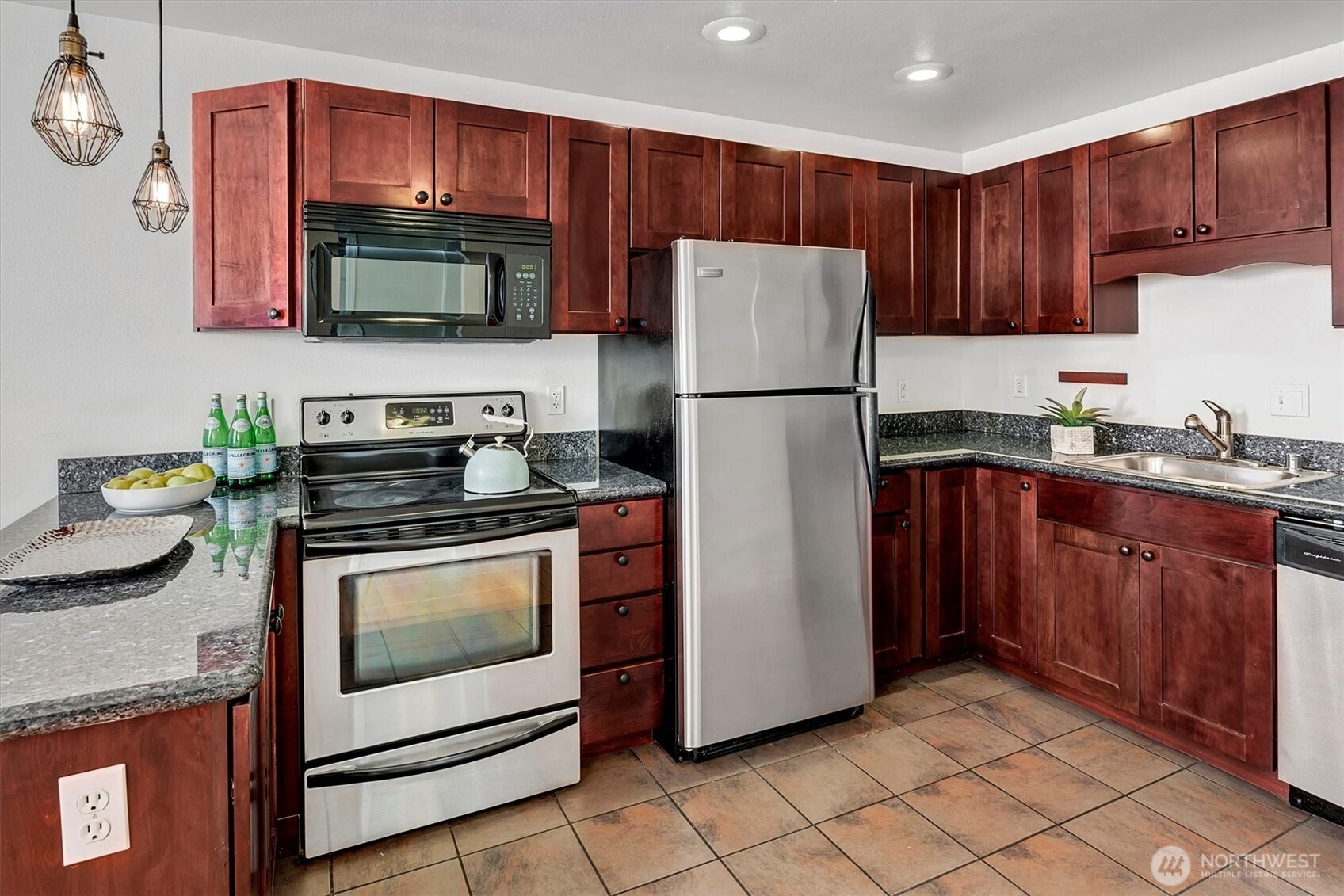 705 E Republican Street Unit: 302
