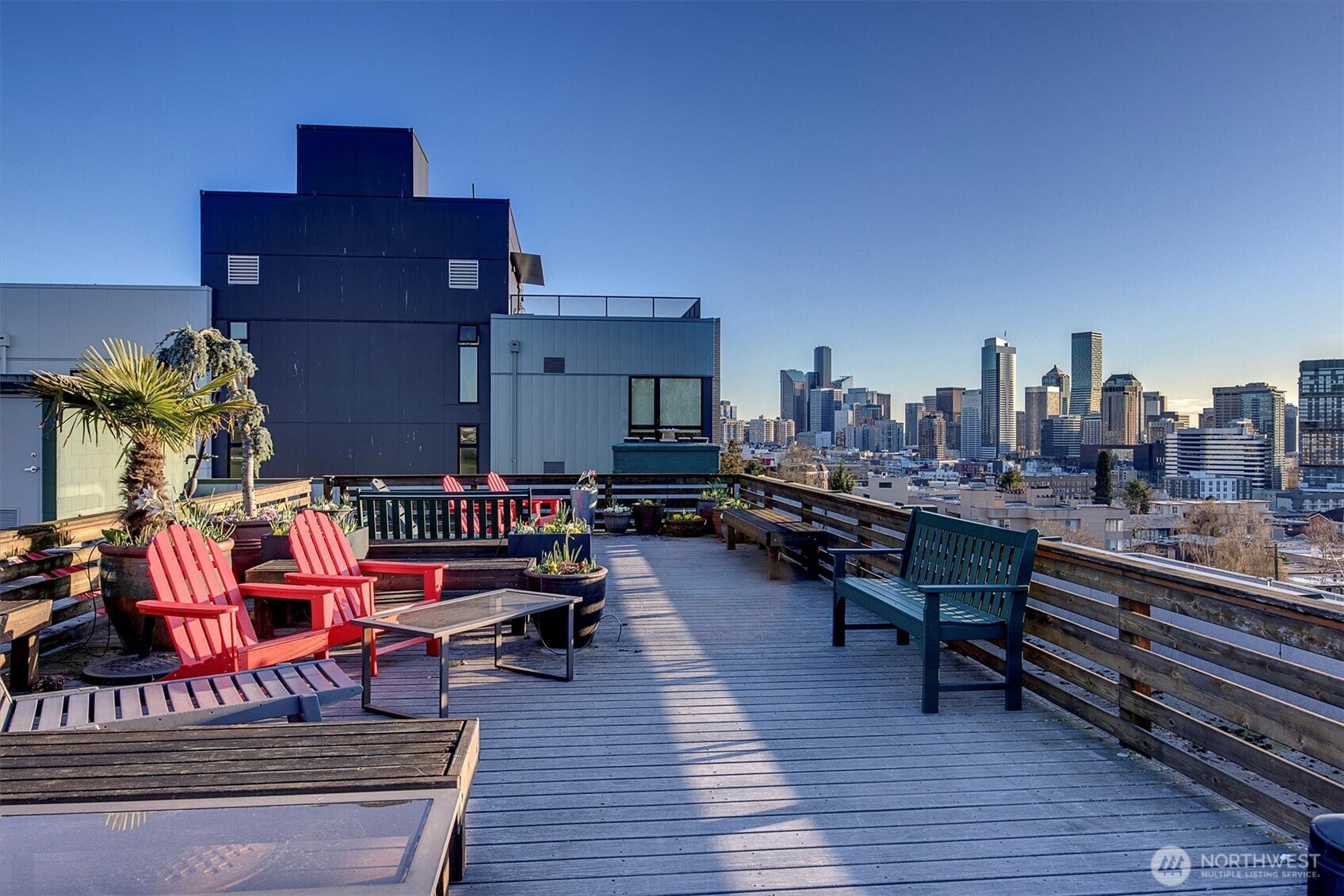 705 E Republican Street Unit: 302