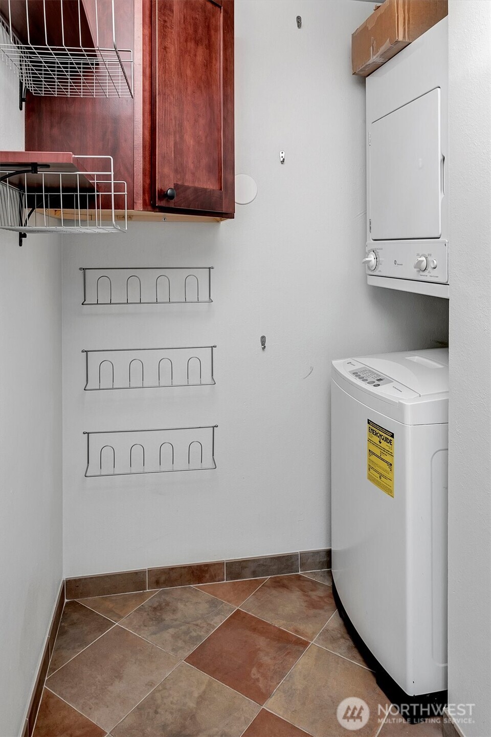 705 E Republican Street Unit: 302