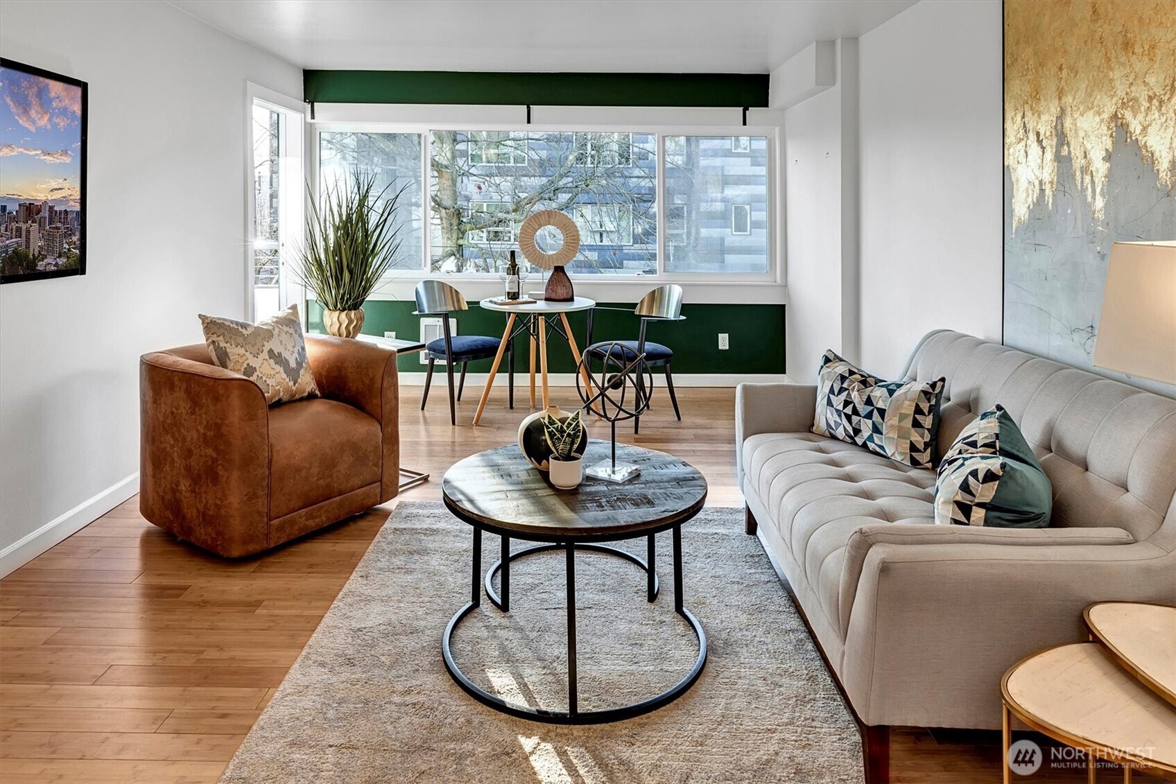 705 E Republican Street Unit: 302